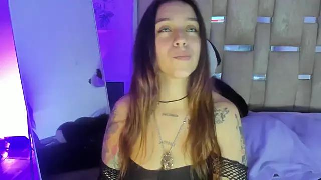 JulianaCarter from StripChat is Freechat