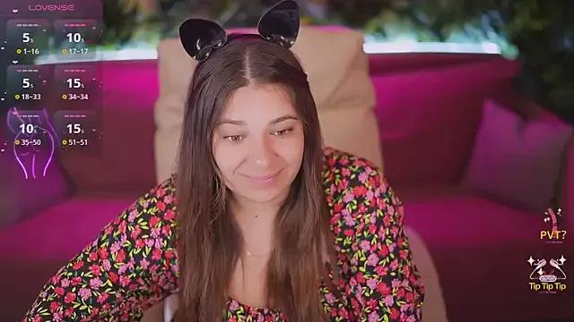 JulietDream from StripChat is Freechat