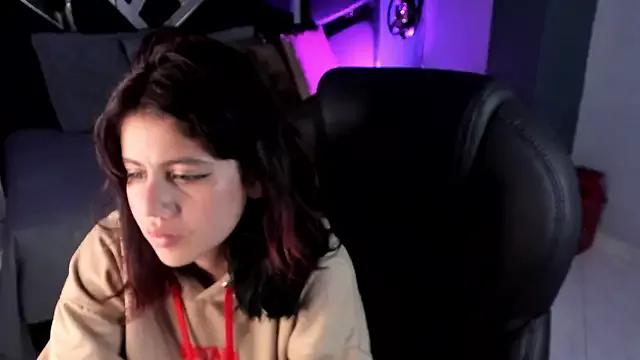 Check out our webcam shows gallery and message on a personal level with our sweet squirt cams hosts, showing off their natural physiques and sex toys.