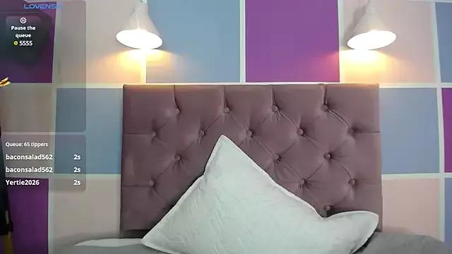 Check out our webcam shows gallery and message on a personal level with our sweet squirt cams hosts, showing off their natural physiques and sex toys.