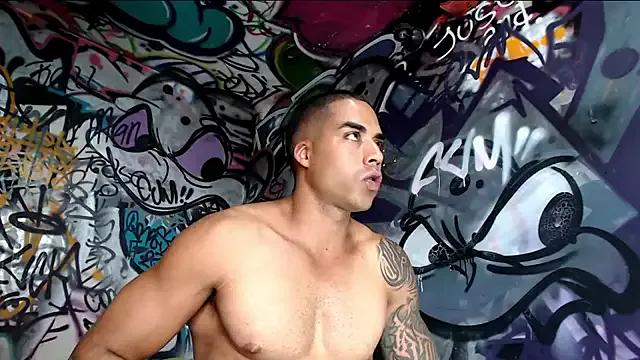 Justin_Frank from StripChat is Freechat