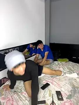 Kailertwink from StripChat is Freechat