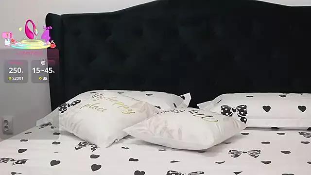 Check out our webcam shows gallery and message on a personal level with our sweet squirt cams hosts, showing off their natural physiques and sex toys.