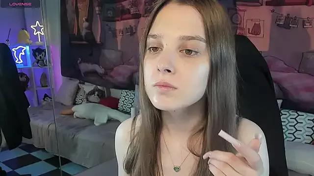 Check out our webcam shows gallery and message on a personal level with our sweet squirt cams hosts, showing off their natural physiques and sex toys.