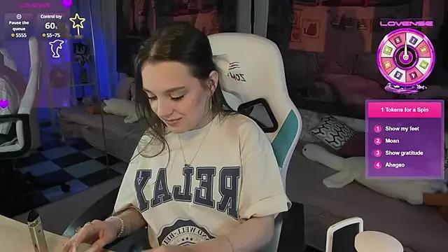 Check out our webcam shows gallery and message on a personal level with our sweet squirt cams hosts, showing off their natural physiques and sex toys.
