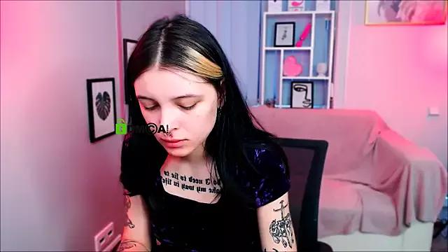 Check out our webcam shows gallery and message on a personal level with our sweet squirt cams hosts, showing off their natural physiques and sex toys.