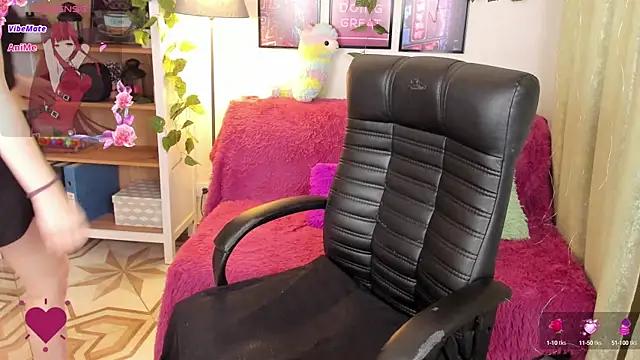 Check out our webcam shows gallery and message on a personal level with our sweet squirt cams hosts, showing off their natural physiques and sex toys.