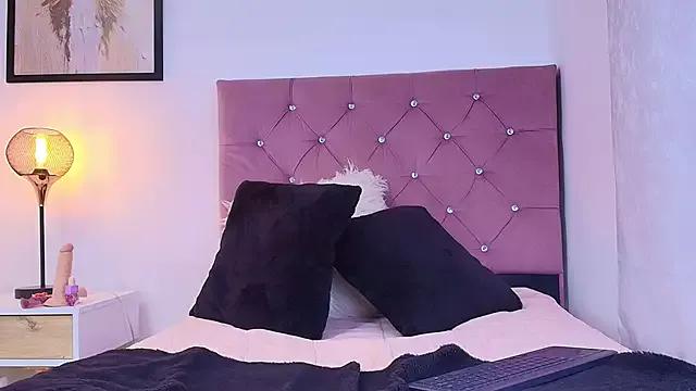 Check out our webcam shows gallery and message on a personal level with our sweet squirt cams hosts, showing off their natural physiques and sex toys.