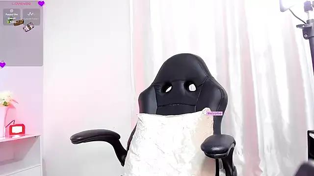 Check out our webcam shows gallery and message on a personal level with our sweet squirt cams hosts, showing off their natural physiques and sex toys.