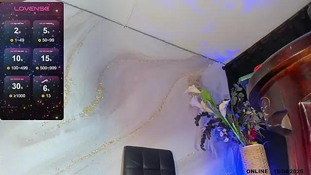 Check out our webcam shows gallery and message on a personal level with our sweet squirt cams hosts, showing off their natural physiques and sex toys.