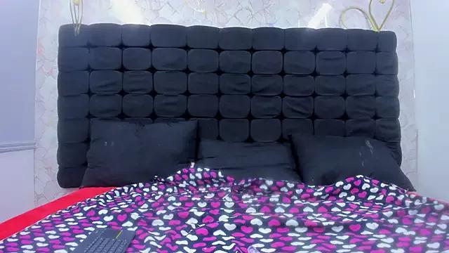 Karol-Horny from StripChat is Freechat