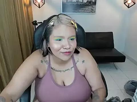 Check out our webcam shows gallery and message on a personal level with our sweet squirt cams hosts, showing off their natural physiques and sex toys.