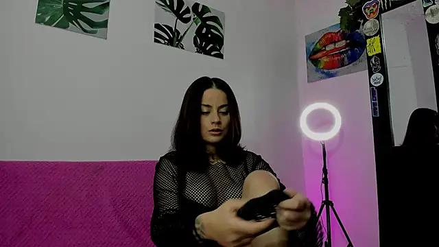 Check out our webcam shows gallery and message on a personal level with our sweet squirt cams hosts, showing off their natural physiques and sex toys.