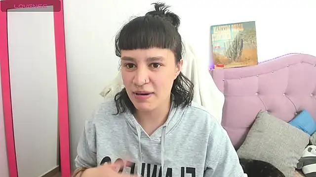 Check out our webcam shows gallery and message on a personal level with our sweet squirt cams hosts, showing off their natural physiques and sex toys.
