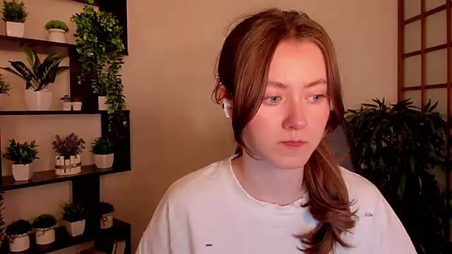 KateCuddle from StripChat is Freechat