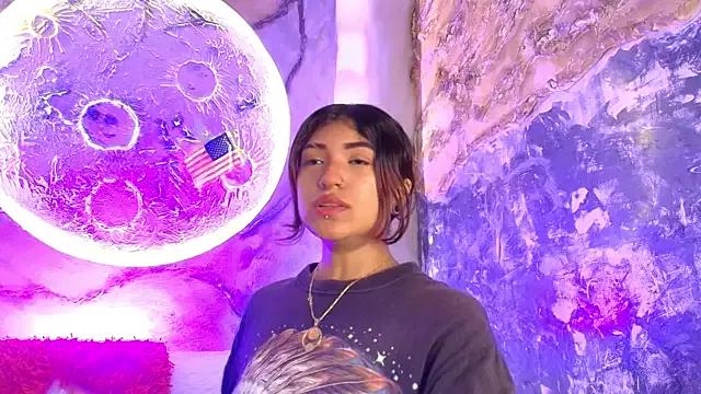 katierouge_ from StripChat is Freechat