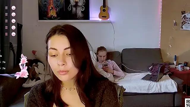 Check out our webcam shows gallery and message on a personal level with our sweet squirt cams hosts, showing off their natural physiques and sex toys.