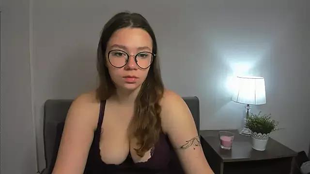 KatySensualy from StripChat is Freechat