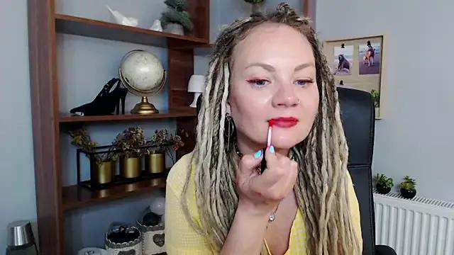Check out our webcam shows gallery and message on a personal level with our sweet squirt cams hosts, showing off their natural physiques and sex toys.