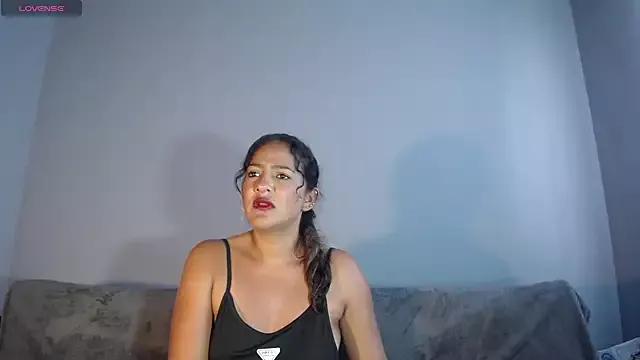 Kayla_Sweettlove from StripChat is Freechat