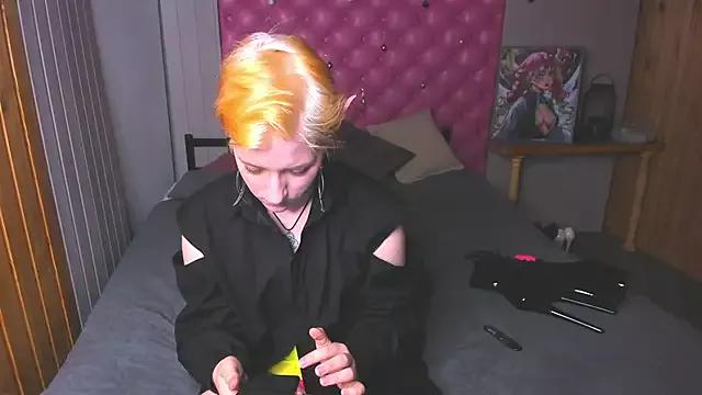Check out our webcam shows gallery and message on a personal level with our sweet squirt cams hosts, showing off their natural physiques and sex toys.