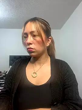 KayWilliamss from StripChat is Freechat
