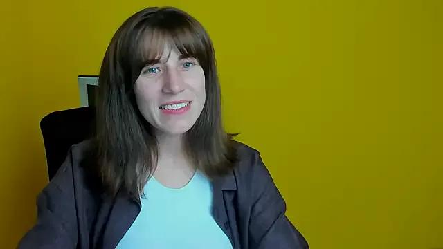 Kelly_Kisss from StripChat is Freechat