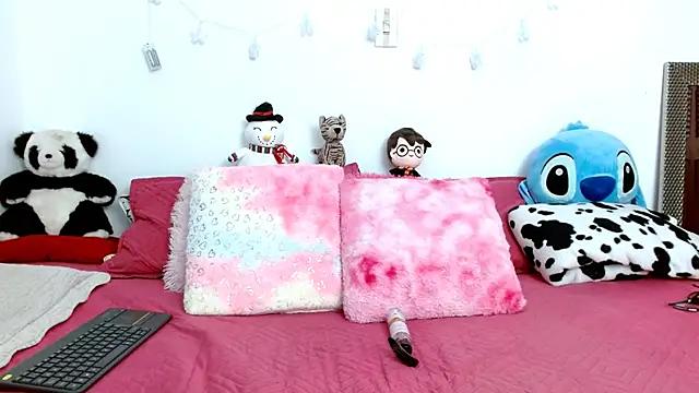 Check out our webcam shows gallery and message on a personal level with our sweet squirt cams hosts, showing off their natural physiques and sex toys.