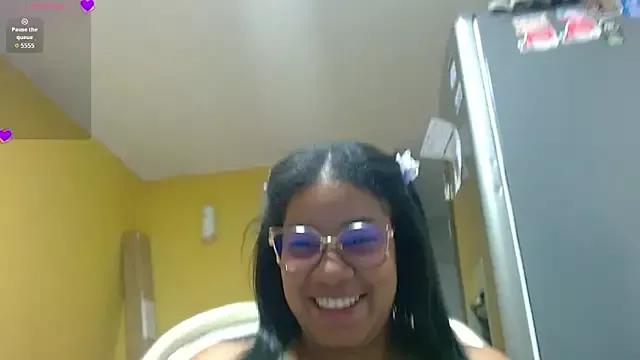 kendrakaramelo from StripChat is Freechat