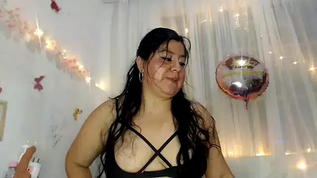 Check out our webcam shows gallery and message on a personal level with our sweet squirt cams hosts, showing off their natural physiques and sex toys.