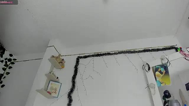 khalyn_jenner from StripChat is Freechat