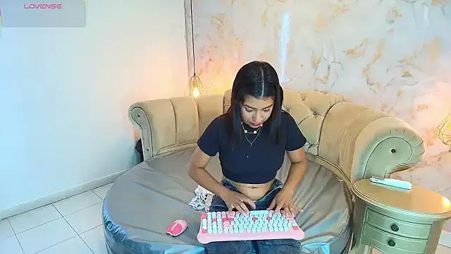 khloeblake from StripChat is Freechat