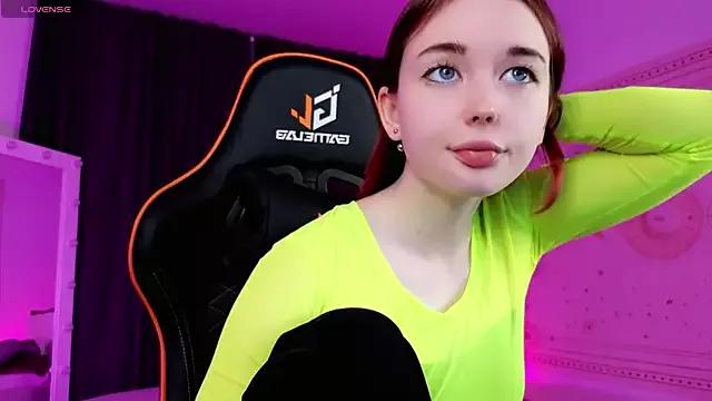 Check out our webcam shows gallery and message on a personal level with our sweet squirt cams hosts, showing off their natural physiques and sex toys.