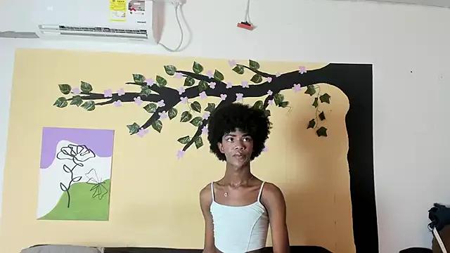 kiara_sophia from StripChat is Freechat