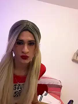 kimiLatina from StripChat is Freechat