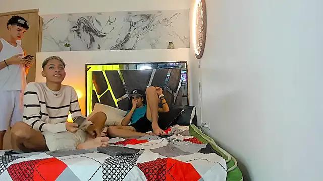 Check out our webcam shows gallery and message on a personal level with our sweet squirt cams hosts, showing off their natural physiques and sex toys.