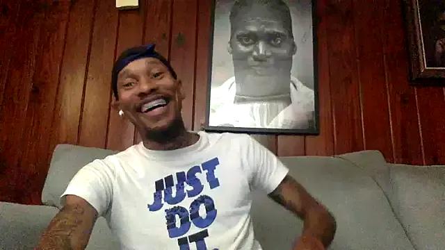KingDerRico from StripChat is Freechat