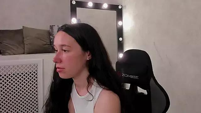 KiraHarmann from StripChat is Freechat