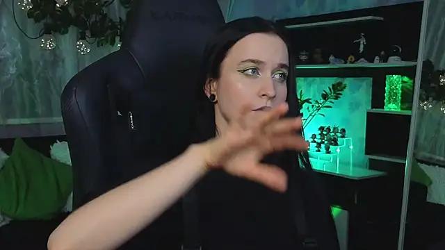 KiraLiLime from StripChat is Freechat