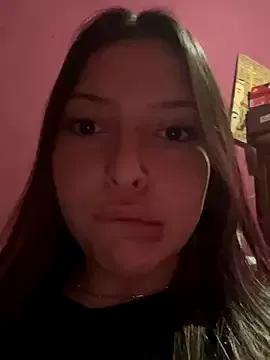 kiramedi from StripChat is Freechat