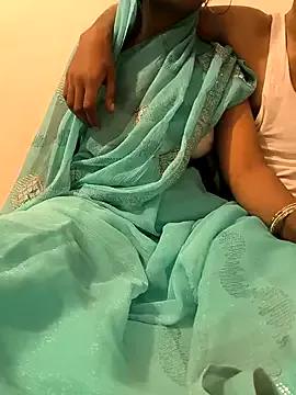 Kissing_Couple from StripChat is Freechat
