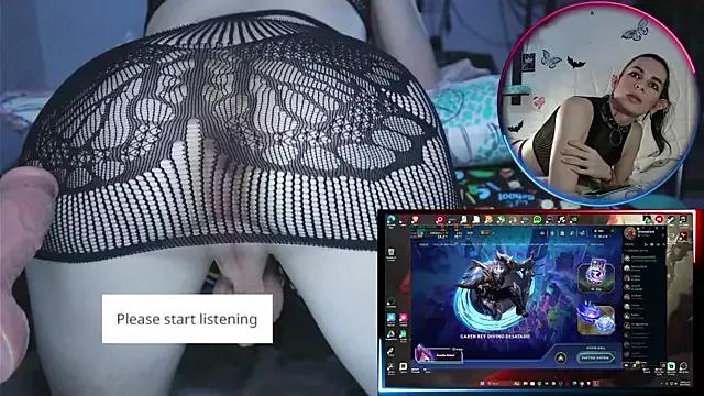 Check out our webcam shows gallery and message on a personal level with our sweet squirt cams hosts, showing off their natural physiques and sex toys.