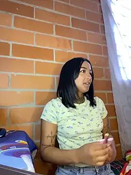 kitty_moon1 from StripChat is Freechat