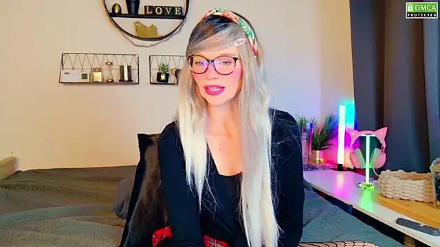 Check out our webcam shows gallery and message on a personal level with our sweet squirt cams hosts, showing off their natural physiques and sex toys.