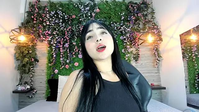 Check out our webcam shows gallery and message on a personal level with our sweet squirt cams hosts, showing off their natural physiques and sex toys.