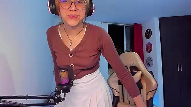 kittynerdynat from StripChat is Freechat