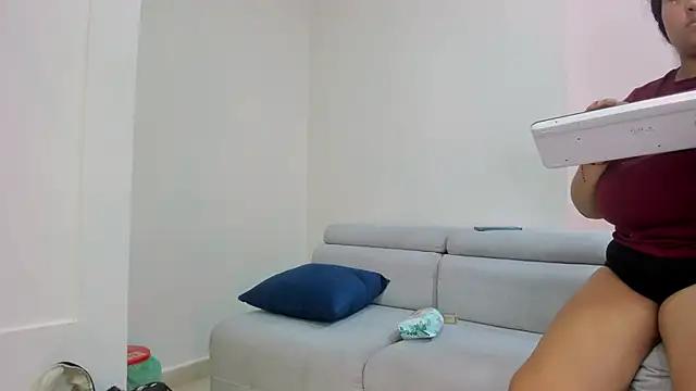 Check out our webcam shows gallery and message on a personal level with our sweet squirt cams hosts, showing off their natural physiques and sex toys.