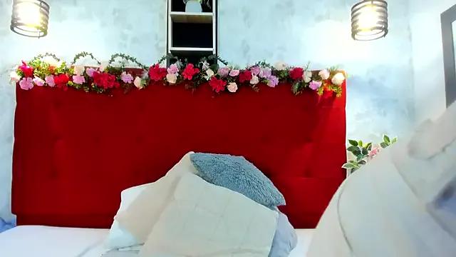 Check out our webcam shows gallery and message on a personal level with our sweet squirt cams hosts, showing off their natural physiques and sex toys.