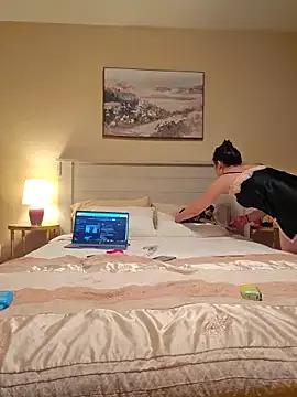Check out our webcam shows gallery and message on a personal level with our sweet squirt cams hosts, showing off their natural physiques and sex toys.