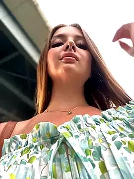 KrisMagnoly from StripChat is Freechat